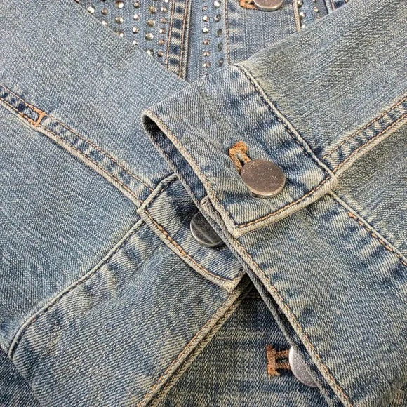 PLATINUM CHICOS Womens light washDenim Jacket Rhinestones Size 1 (8)/(M) - Picture 7 of 11